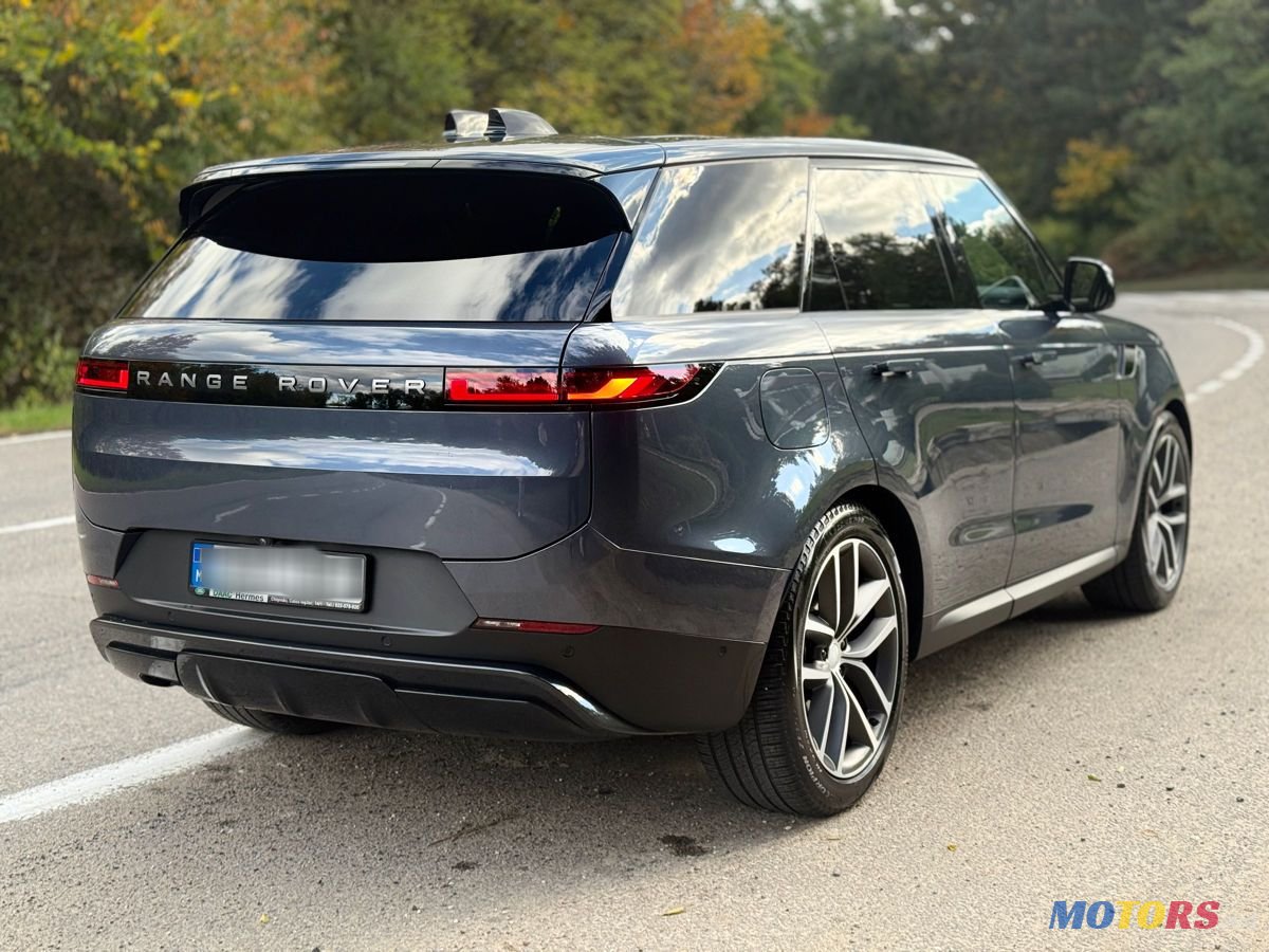 2024' Land Rover Range Rover Sport photo #5
