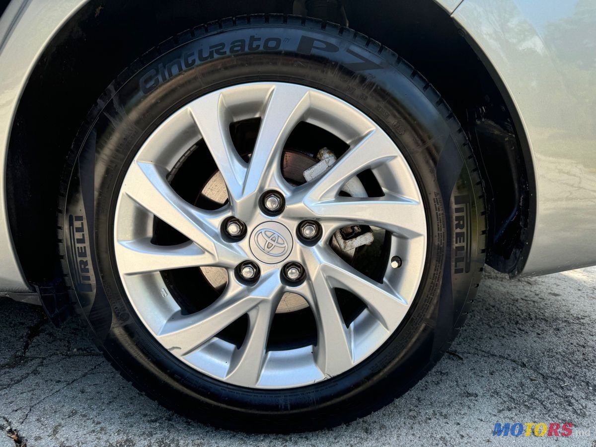 2017' Toyota Auris photo #5