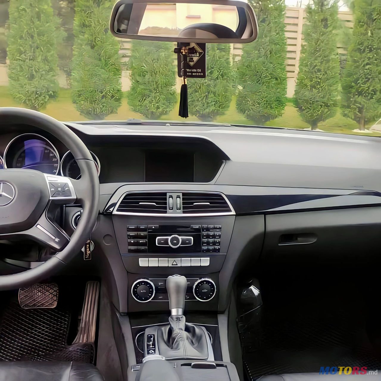 2012' Mercedes-Benz C Класс photo #6