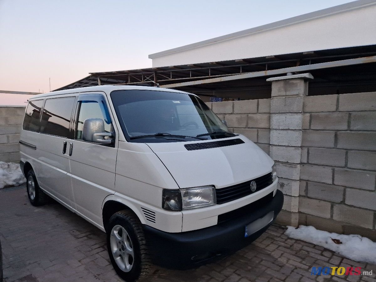 2003' Volkswagen Transporter photo #3