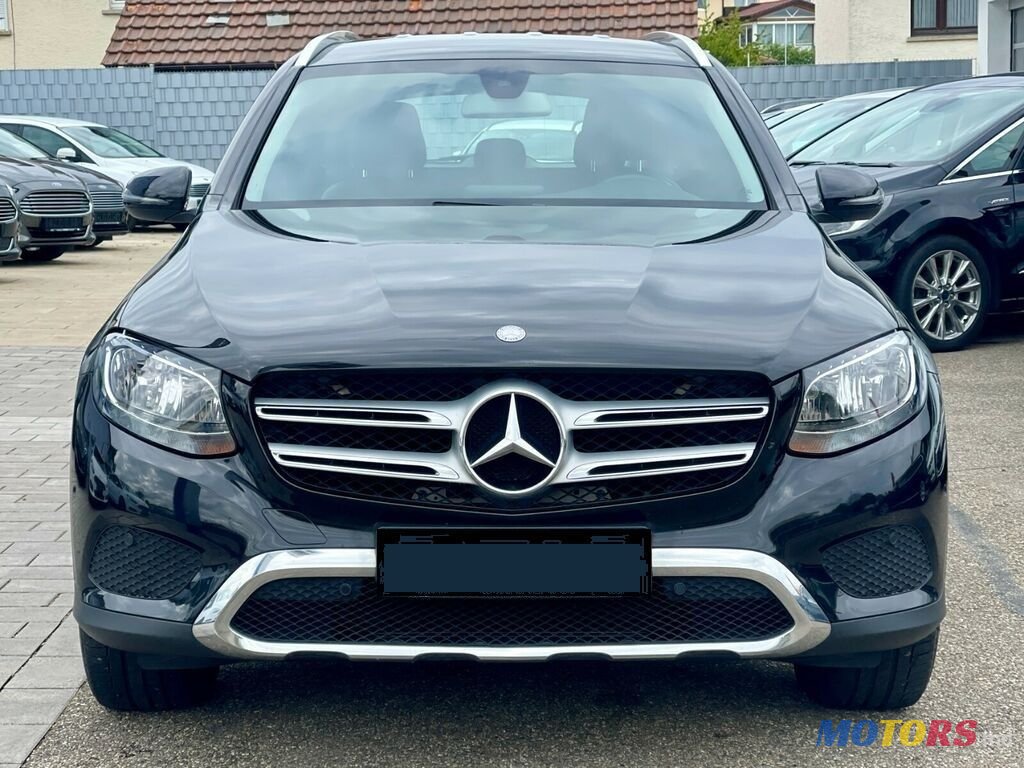 2016' Mercedes-Benz Glc photo #1