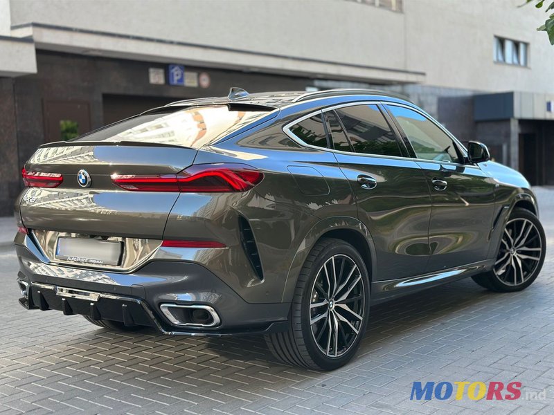 2021' BMW X6 photo #3