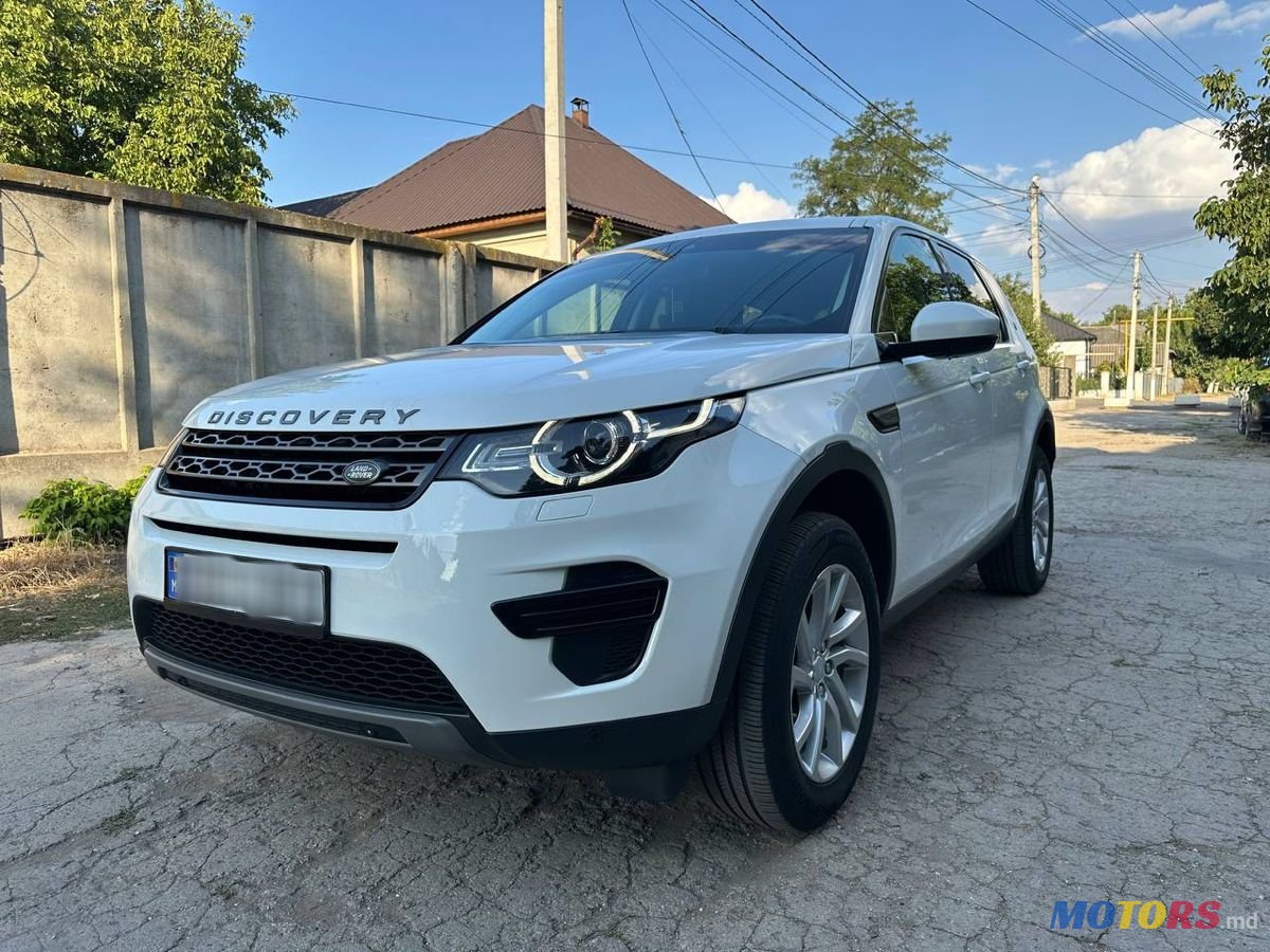 2018' Land Rover Discovery Sport photo #2