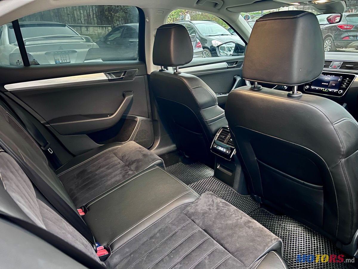 2022' Skoda Superb photo #6