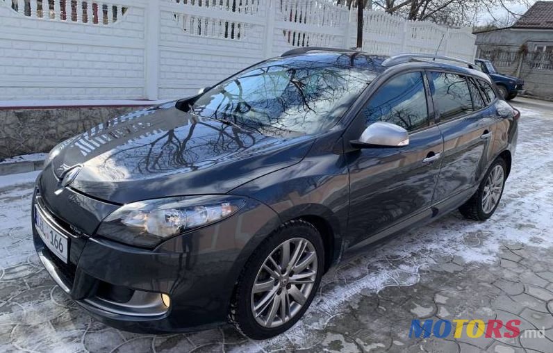 2011' Renault Megane photo #6