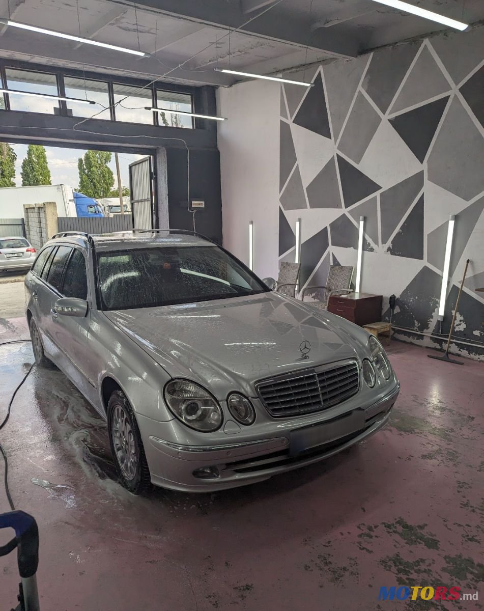 2007' Mercedes-Benz E-Class photo #3