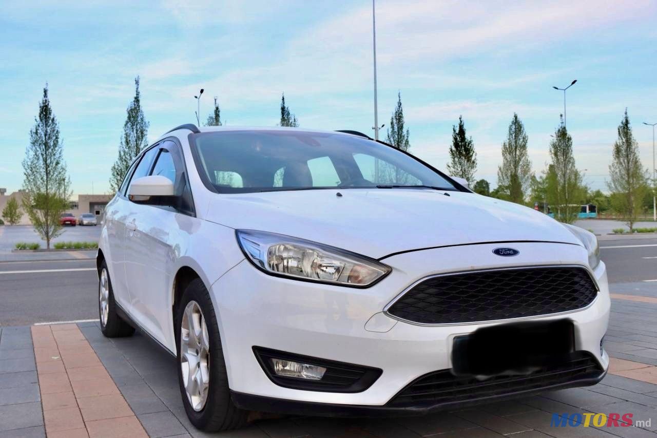 2015' Ford Focus photo #2