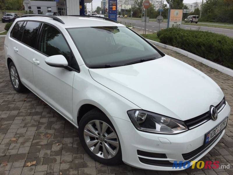 2014' Volkswagen Golf photo #4