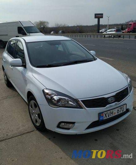 2012' Kia Cee'D photo #1