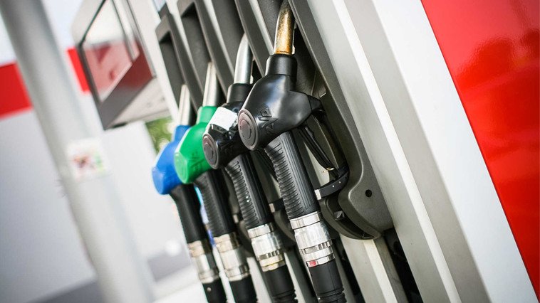 Prețurile la carburanți vor fi stabilite o dată la trei luni