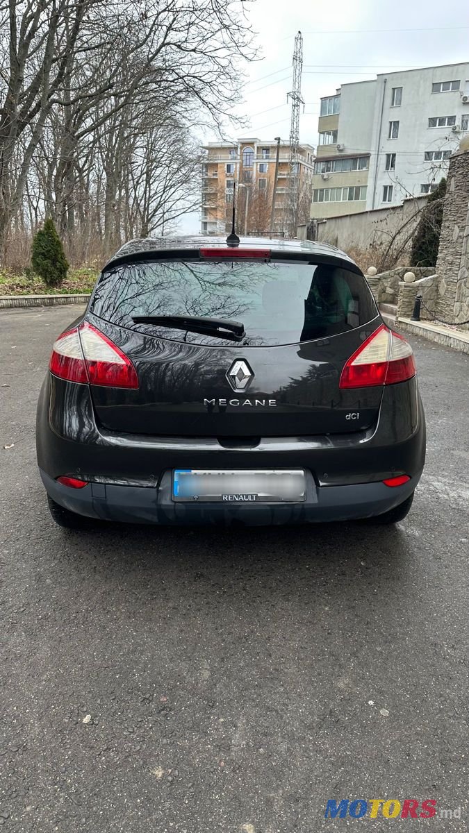 2010' Renault Megane photo #3