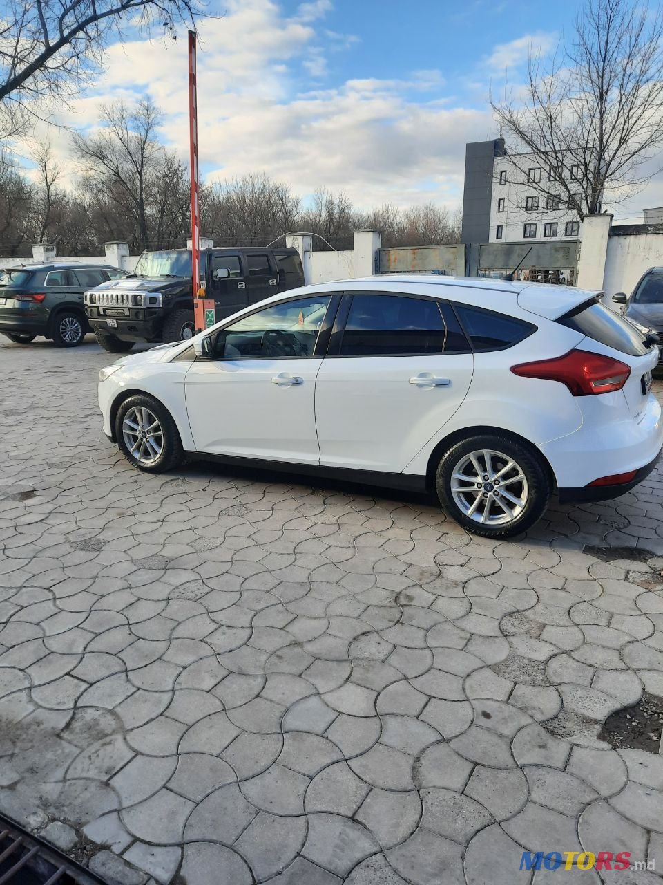 2017' Ford Focus photo #2