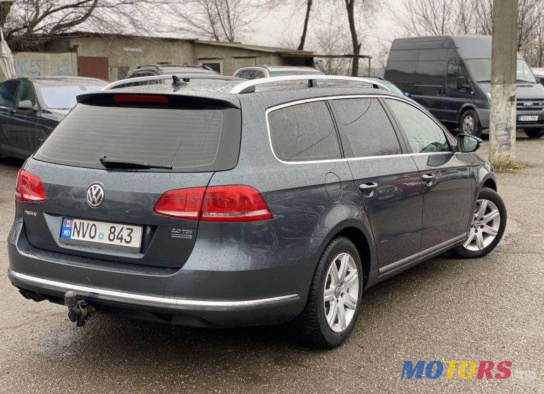 2012' Volkswagen Passat photo #1