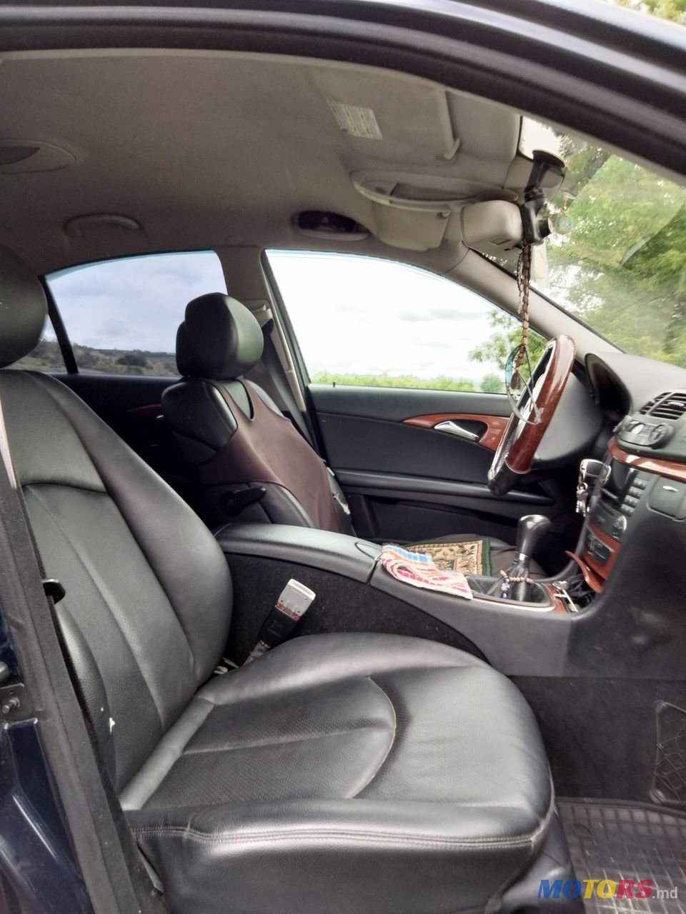 2008' Mercedes-Benz E Класс photo #4