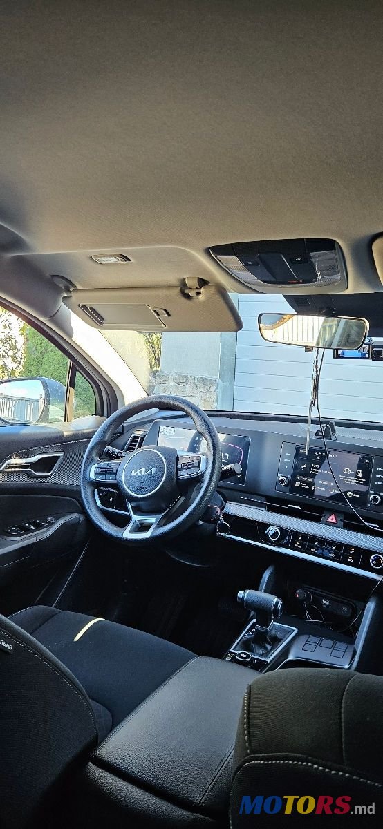 2022' Kia Sportage photo #2