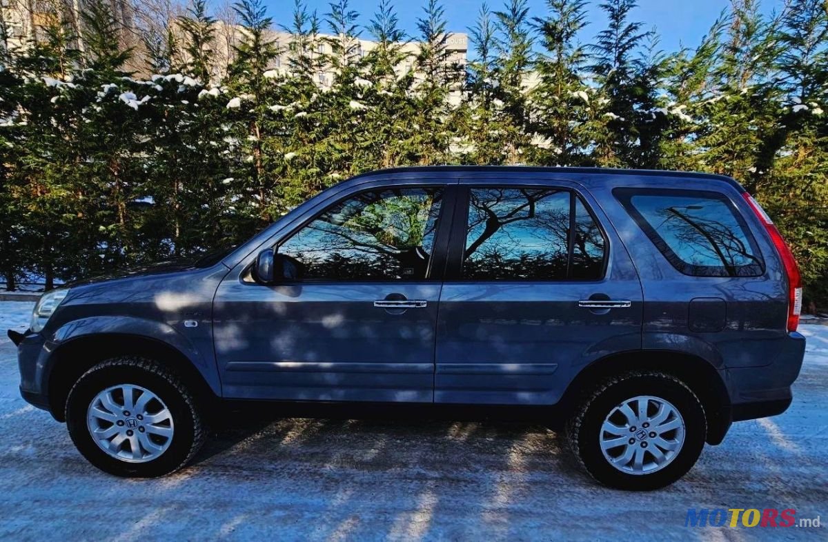 2005' Honda CR-V photo #3