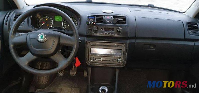 2010' Skoda Fabia photo #2