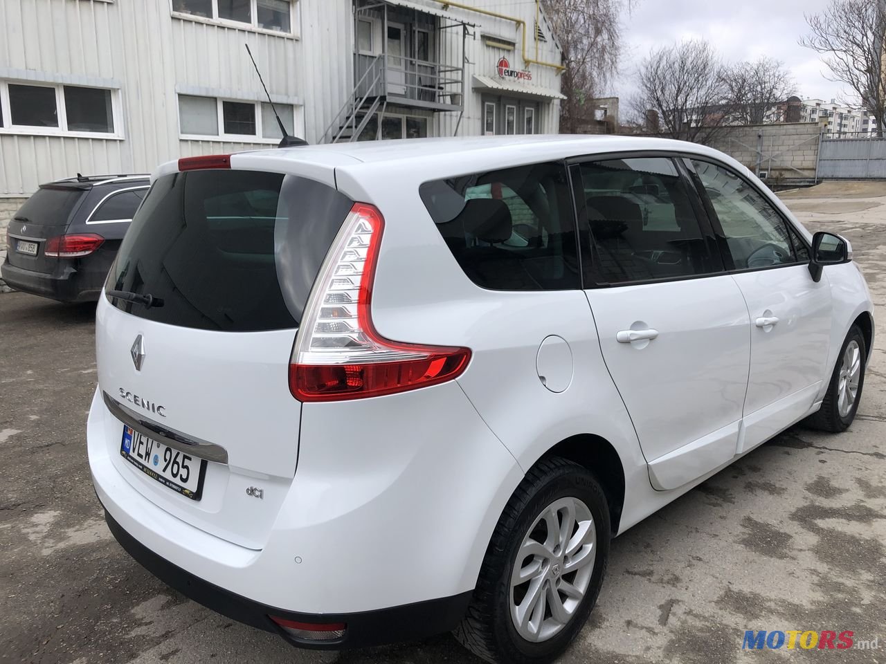 2015' Renault Grand Scenic photo #3