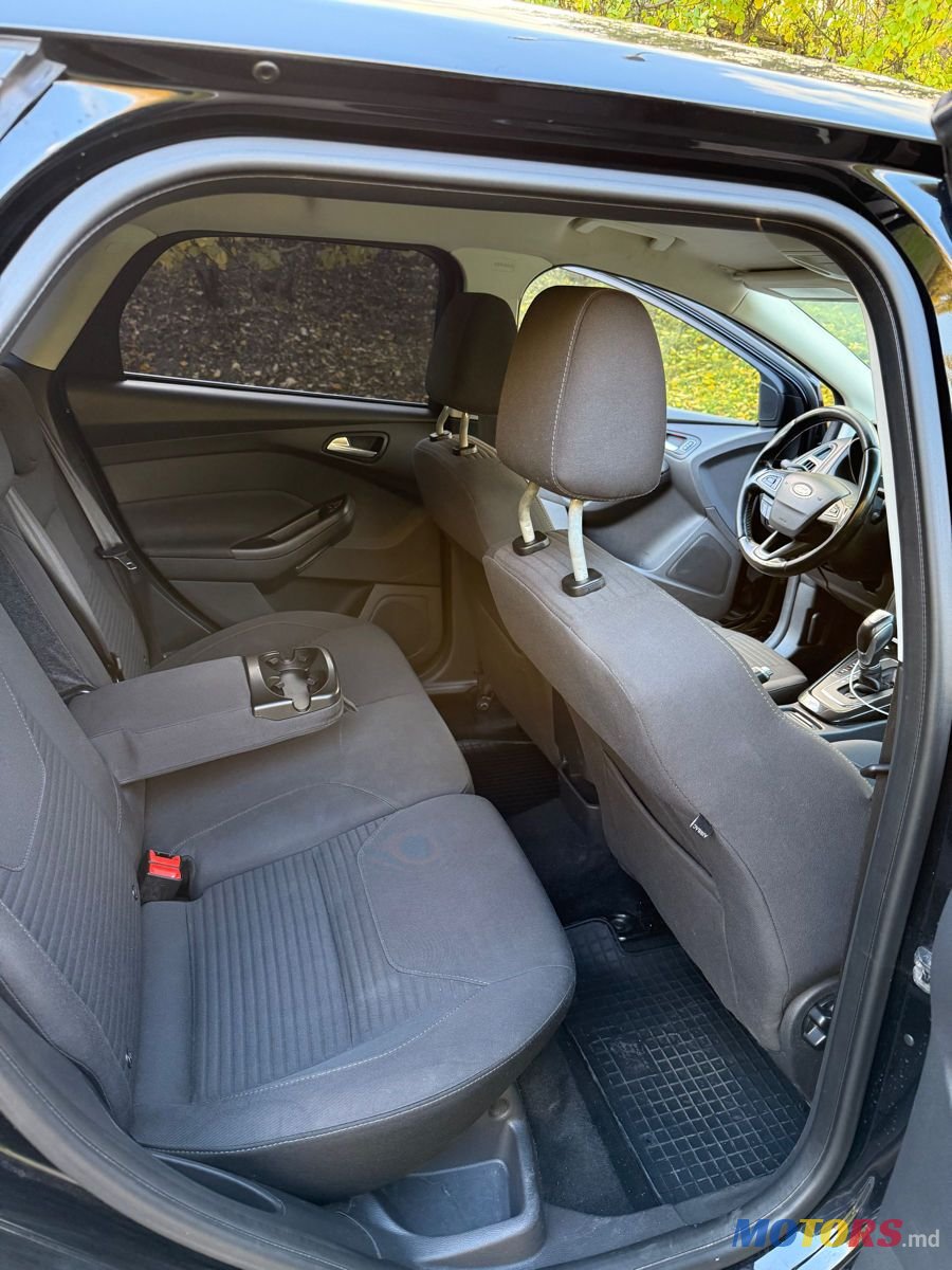2018' Ford Focus photo #6