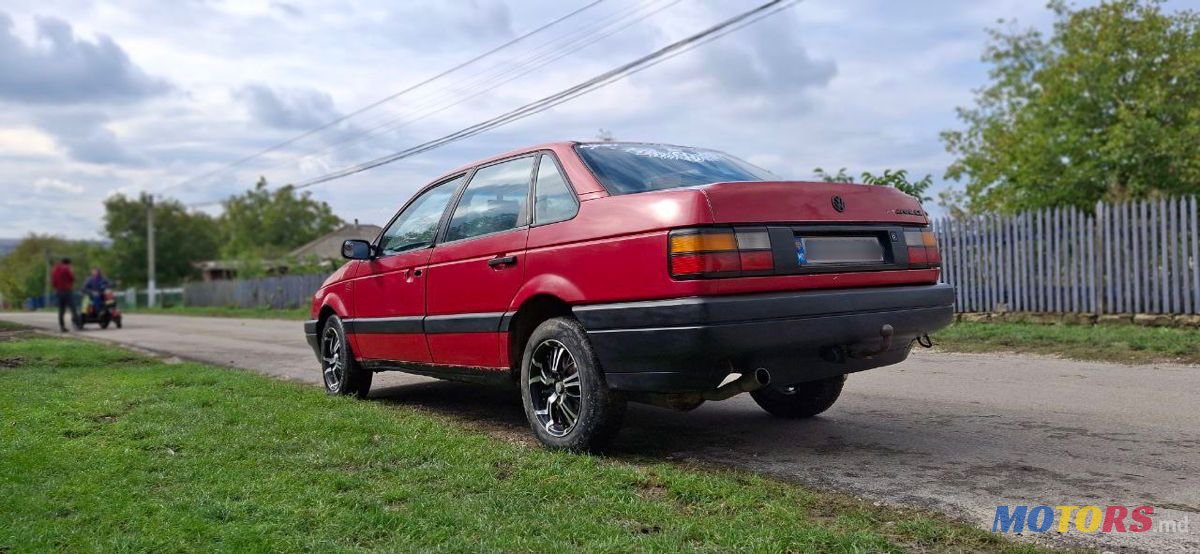 1988' Volkswagen Passat photo #2