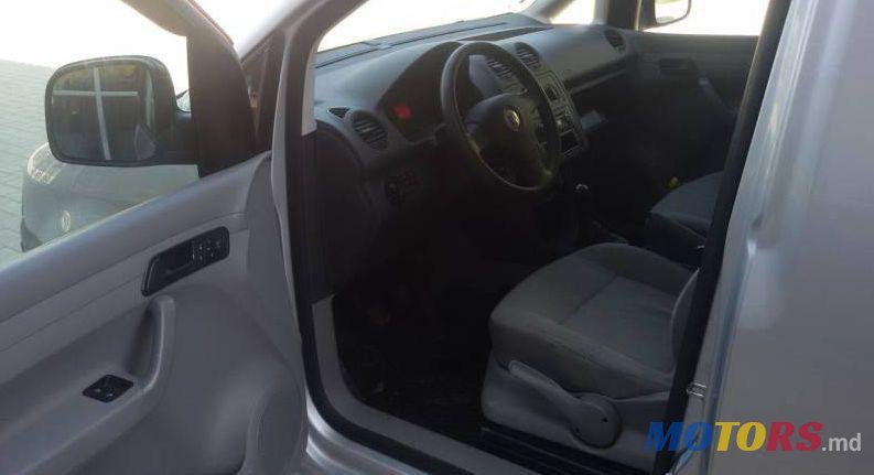 2008' Volkswagen Caddy photo #2