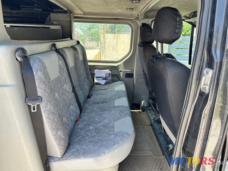 2005' Opel Vivaro photo #5