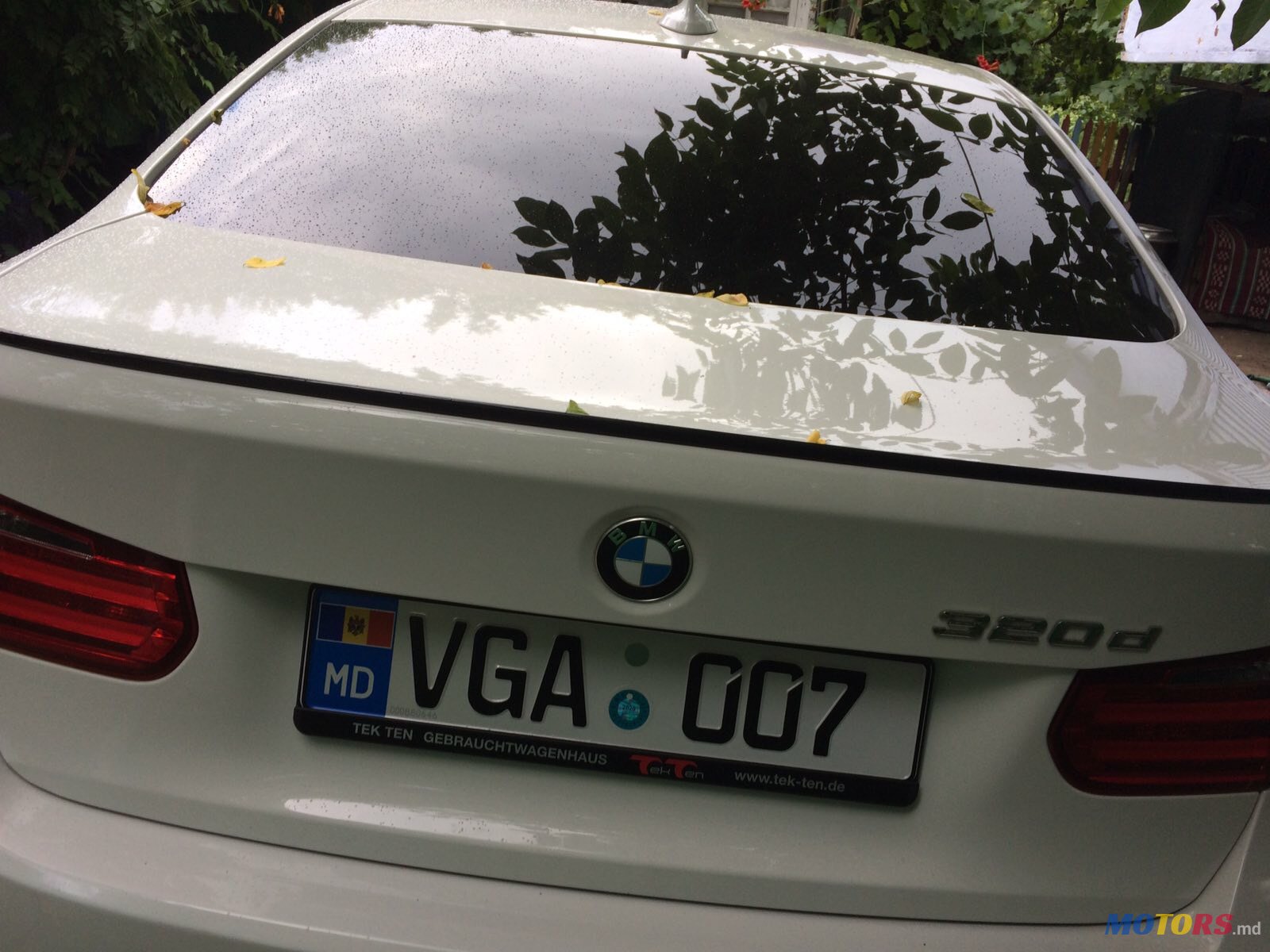 2012' BMW 3 Series Sedan Ф 30 photo #3