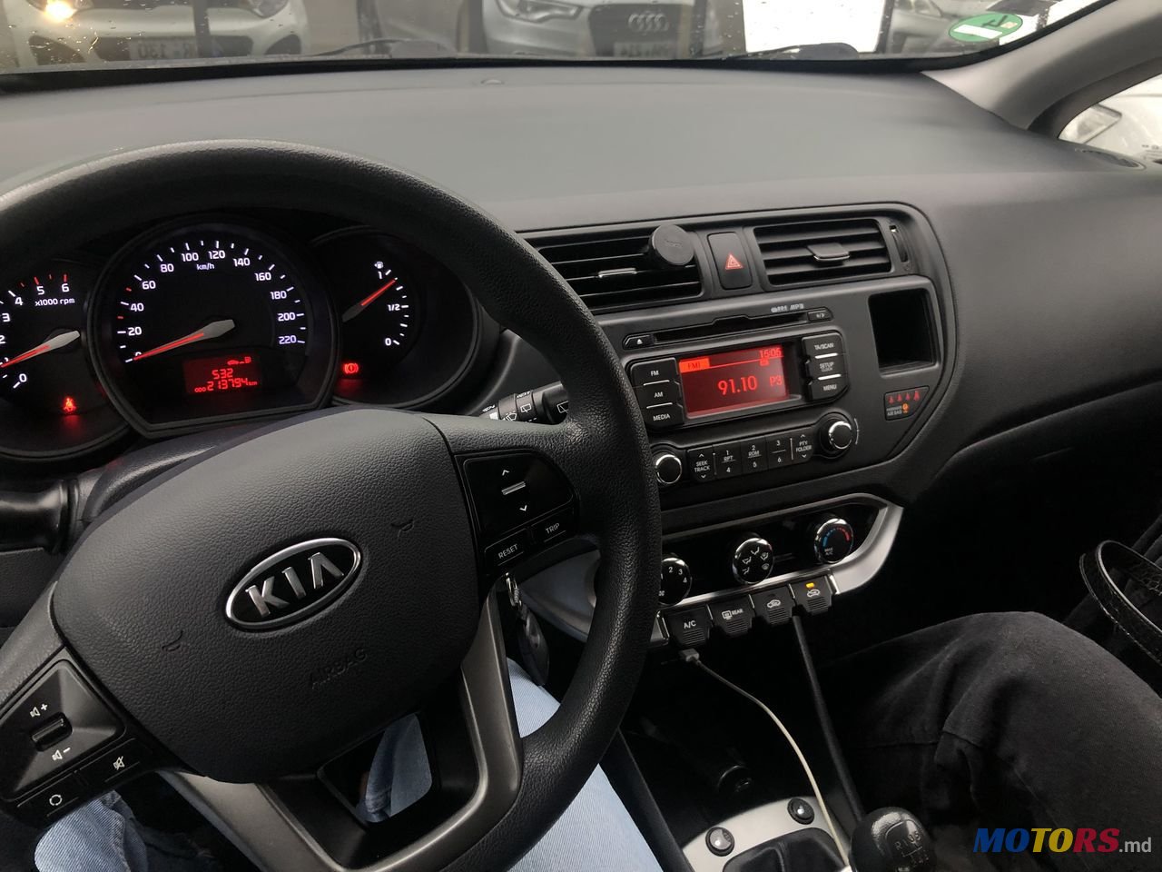 2011' Kia Rio photo #4