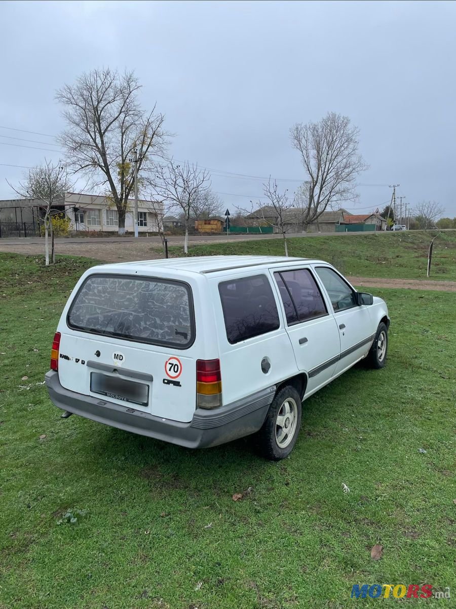 1990' Opel Kadett photo #2