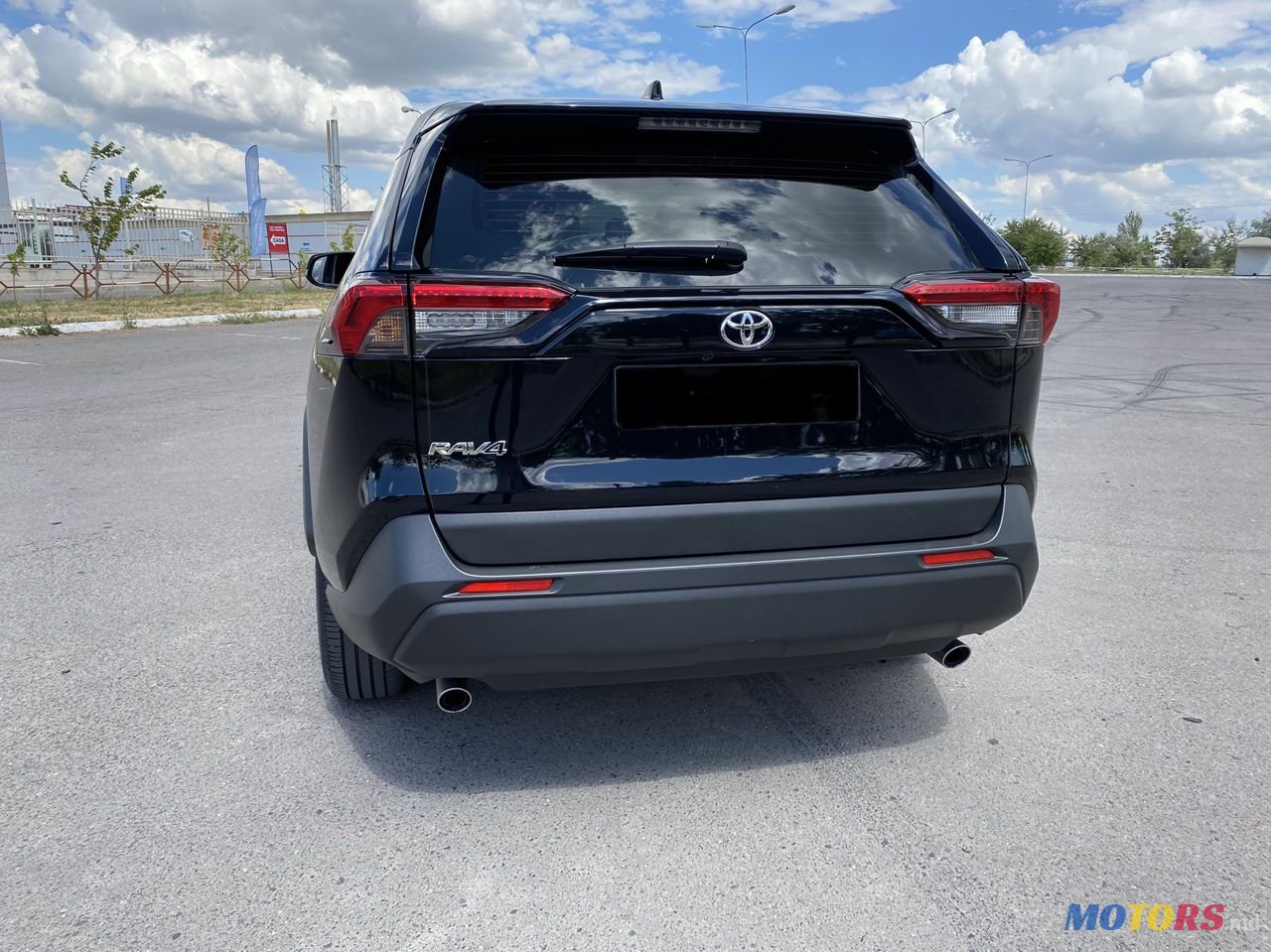 2021' Toyota RAV4 photo #5
