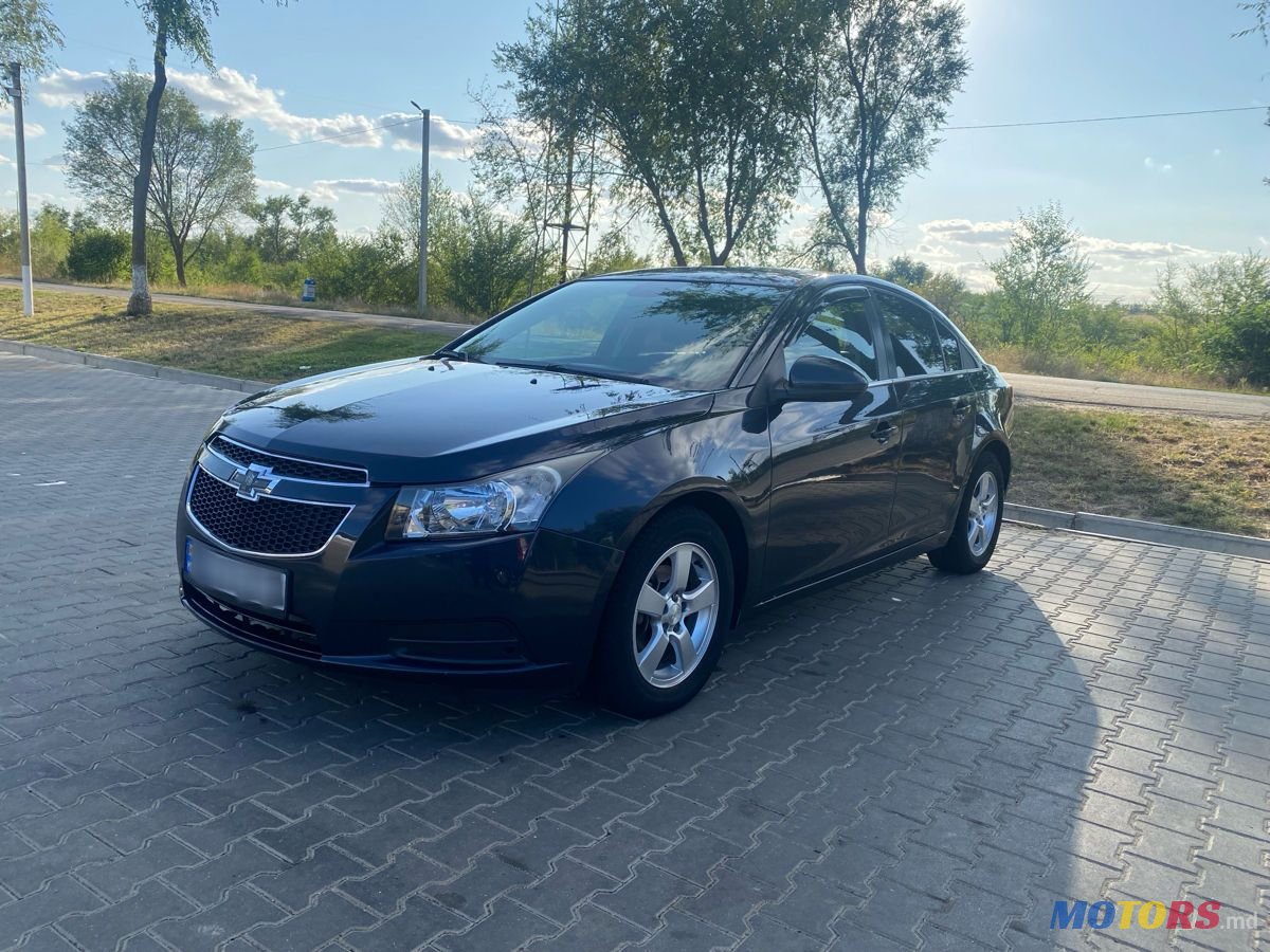 2014' Chevrolet Cruze photo #2