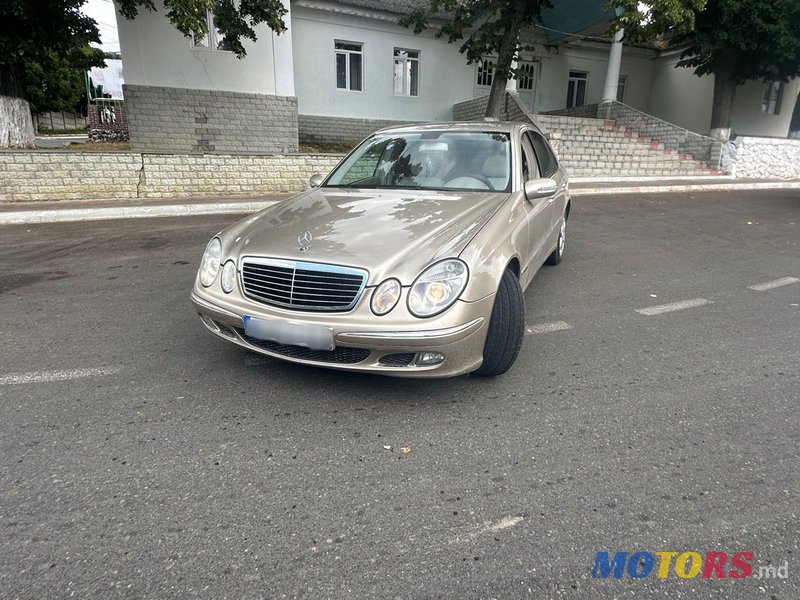 2003' Mercedes-Benz E-Class photo #3