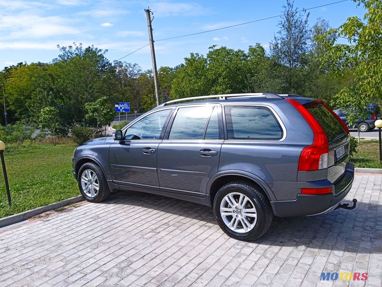 2008' Volvo XC90 photo #4