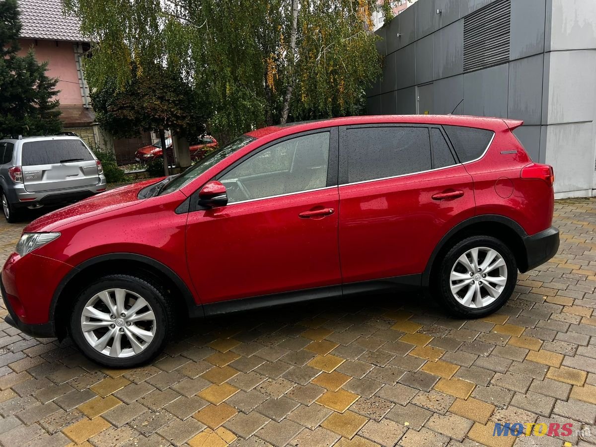2014' Toyota RAV4 photo #4