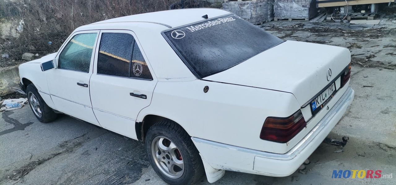 1988' Mercedes-Benz W124 photo #4