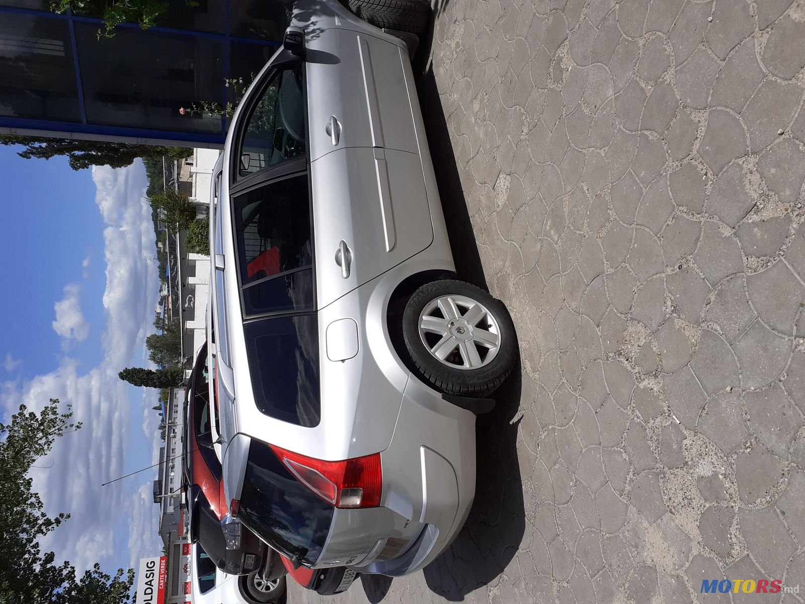 2007' Renault Megane photo #6