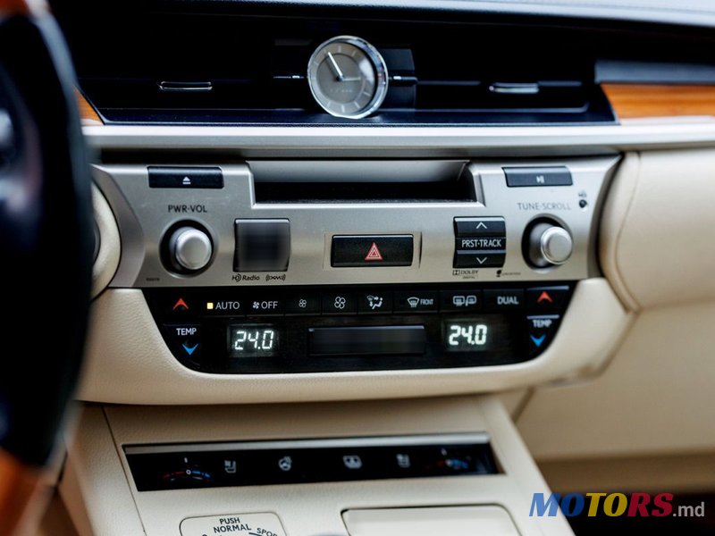 2012' Lexus Es Series photo #6