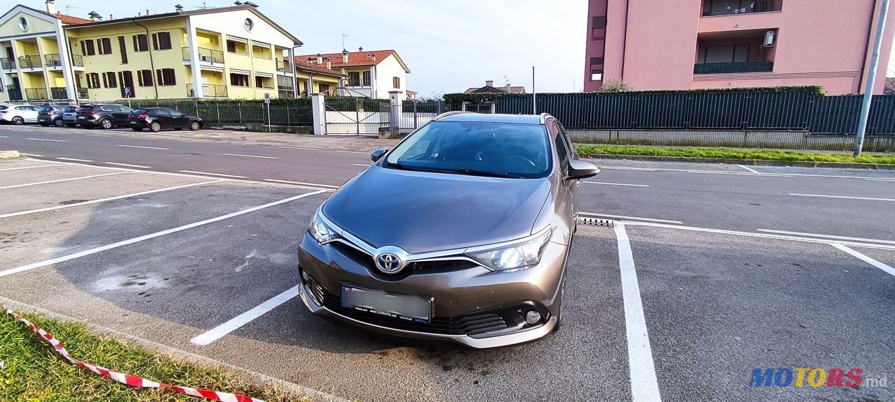 2016' Toyota Auris photo #1