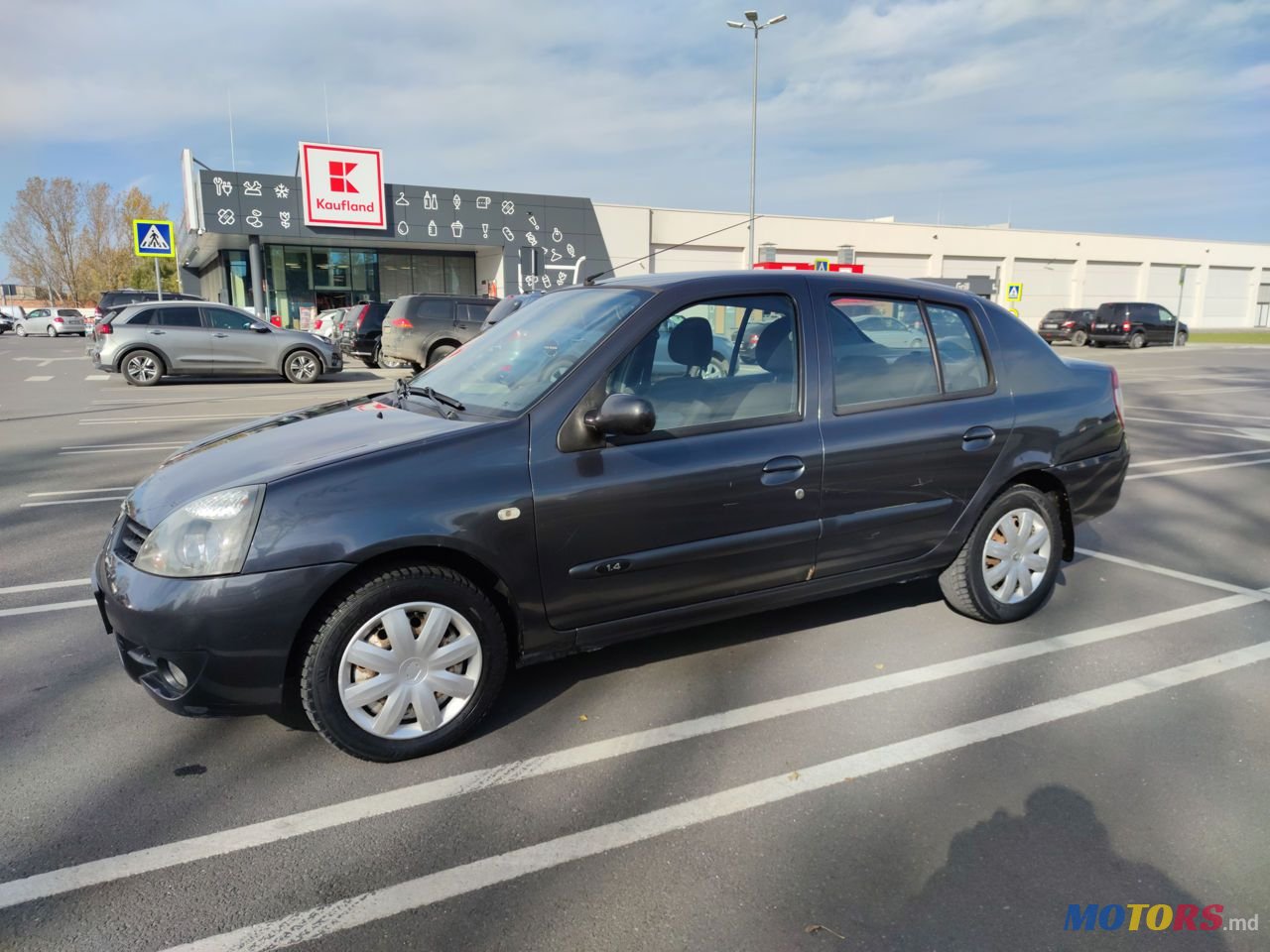 2006' Renault Clio Symbol photo #1