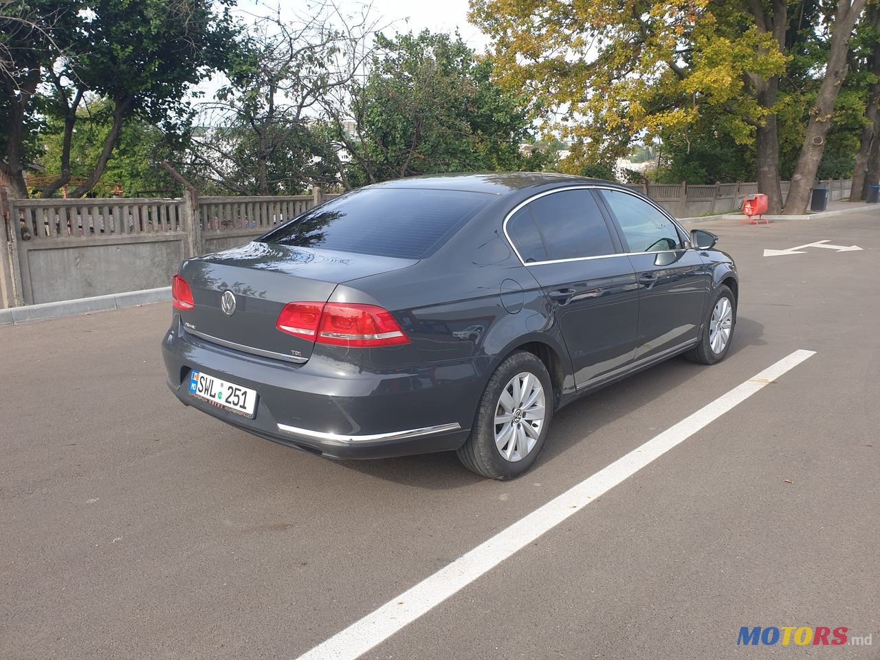 2013' Volkswagen Passat photo #4