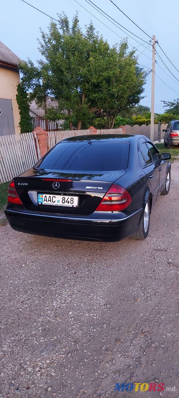 2006' Mercedes-Benz E Класс photo #4