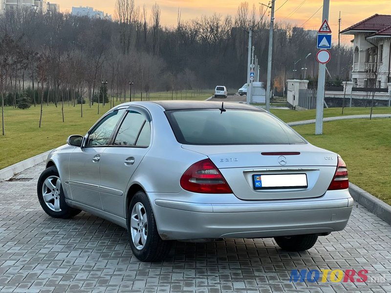 2003' Mercedes-Benz E Класс photo #6