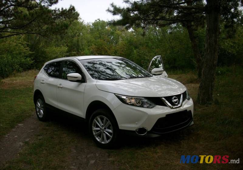 2015' Nissan Qashqai photo #2