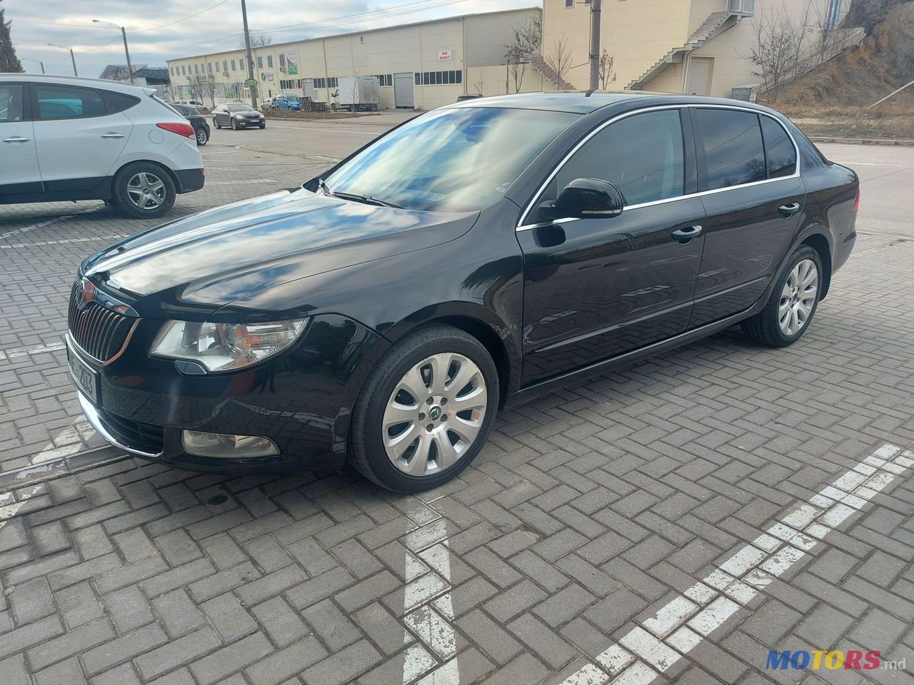 2012' Skoda Superb photo #5