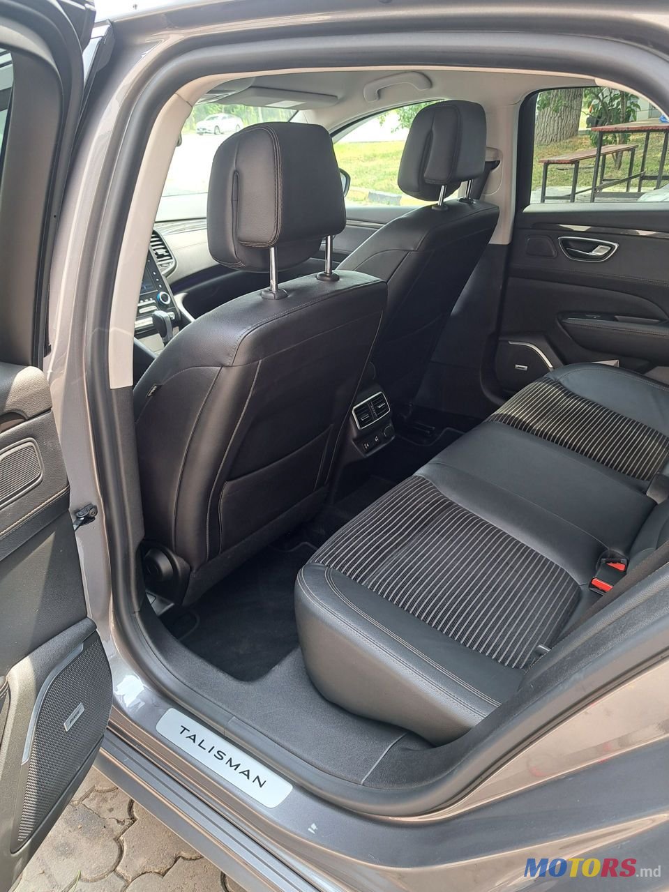 2017' Renault Talisman photo #3