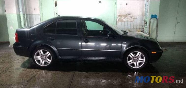 2004' Volkswagen Jetta photo #1