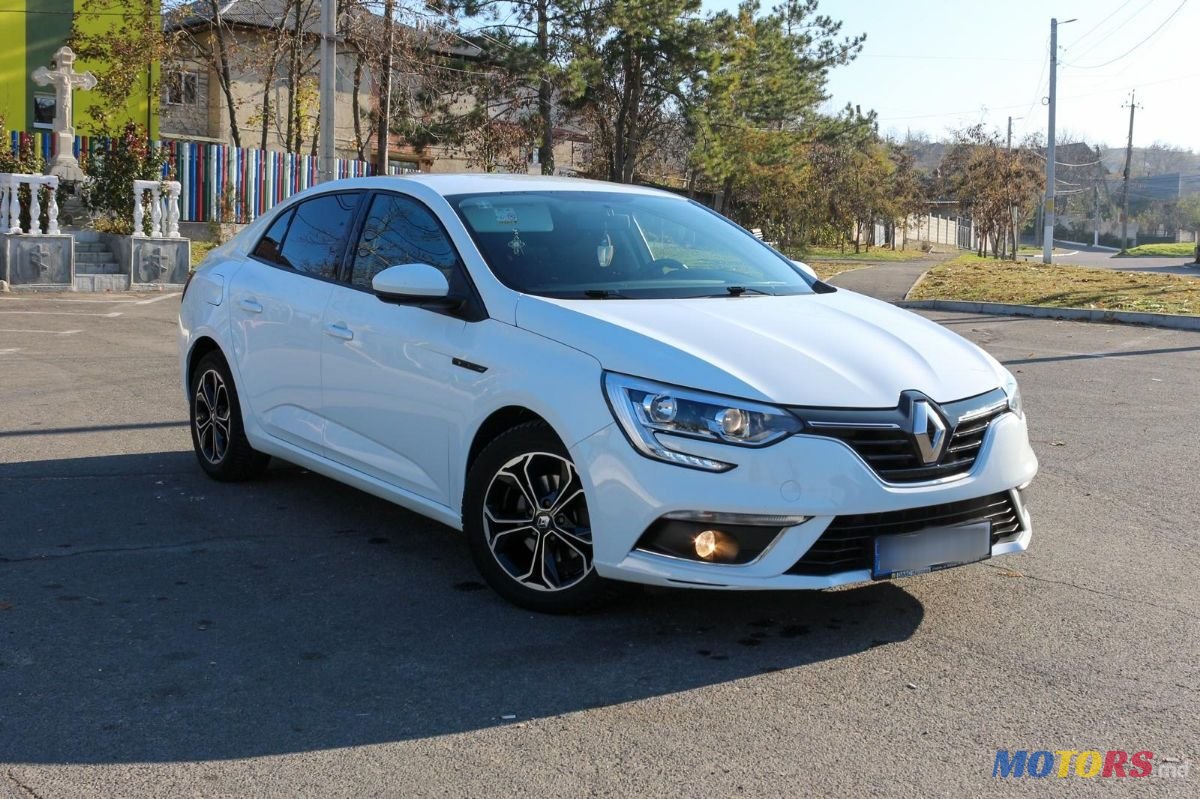2019' Renault Megane photo #2