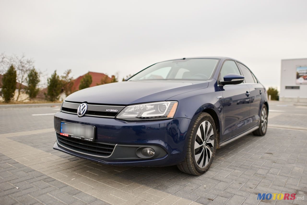 2013' Volkswagen Jetta photo #3
