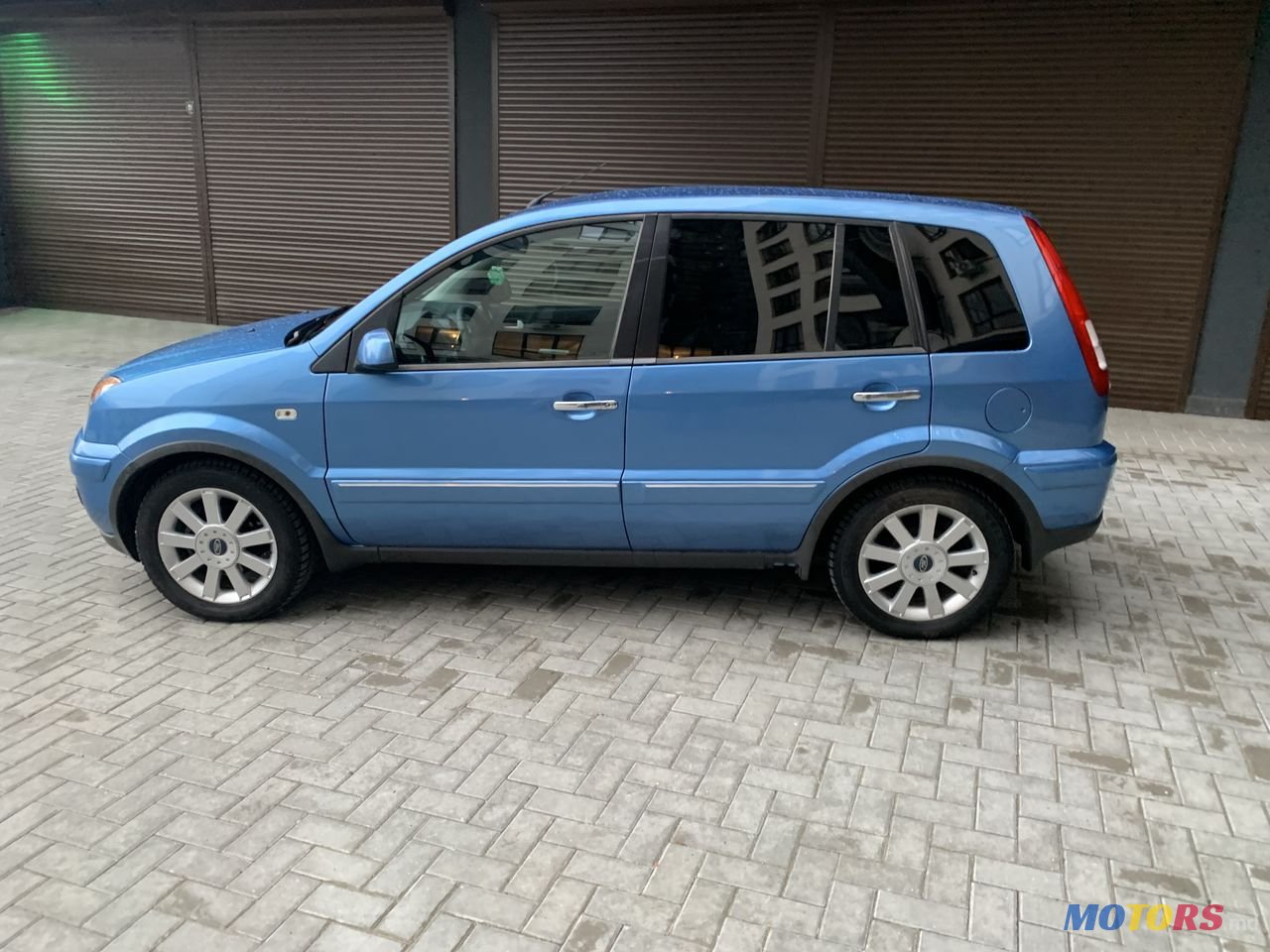 2010' Ford Fusion photo #6