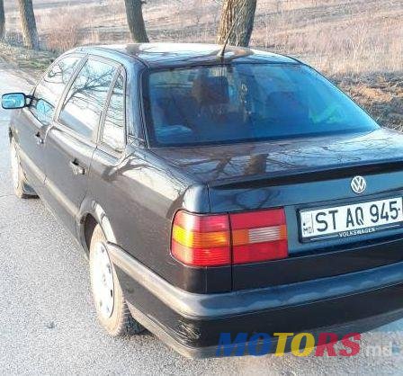 1995' Volkswagen Passat photo #3